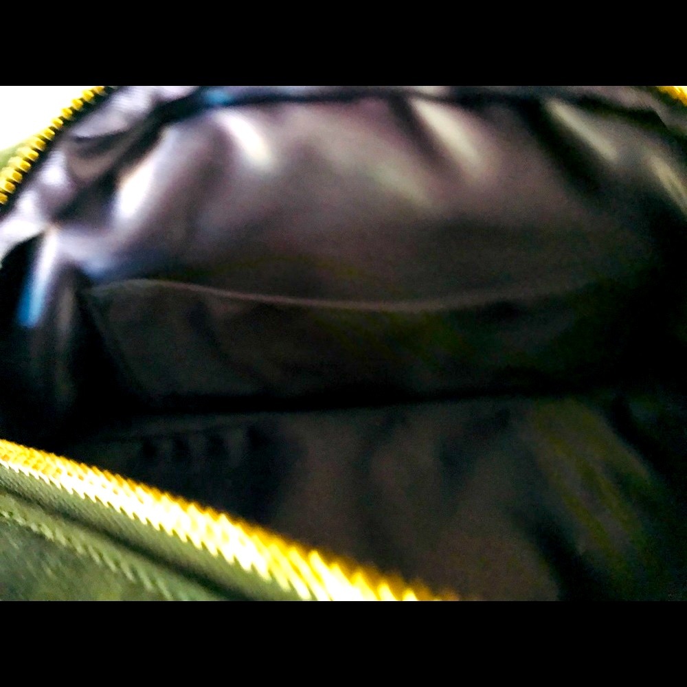 New Black Coach Handbag and Coin Wallet - Picture 5 of 9